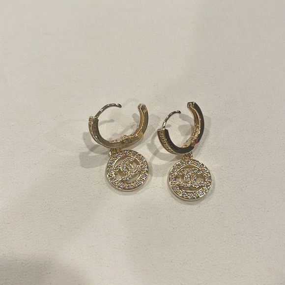 New Gold plated pair of designer look dangling Huggies Earrings - Picture 3 of 5